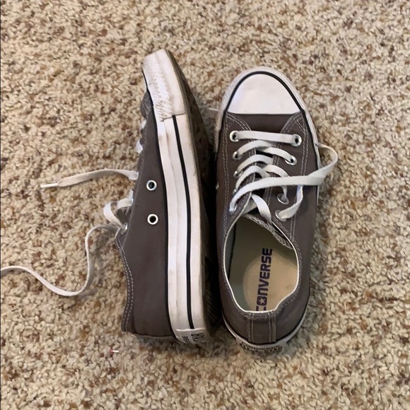 Converse!!! - Picture 2 of 3